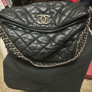 Chanel hobo